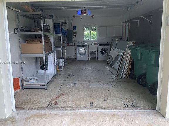 4th image of 15241 SW 86th Ave