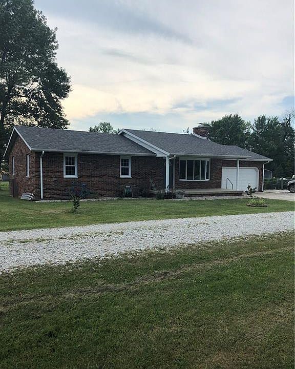 1st image of 1804 E County Road 150 S