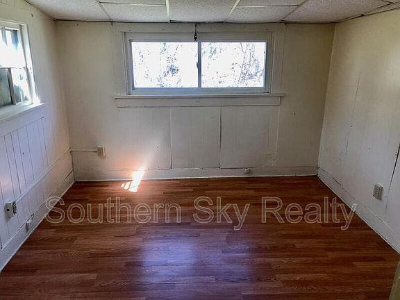 2nd image of 677 Vernon Odom Blvd #2