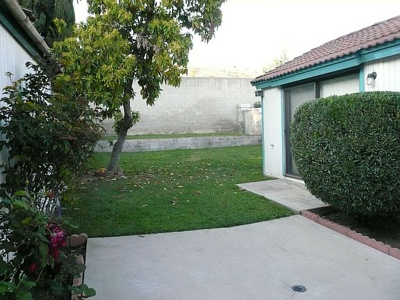 4th image of 1797 Club Dr