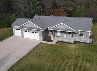 4611 Grand Pine Dr, Wisconsin Rapids, WI 54494