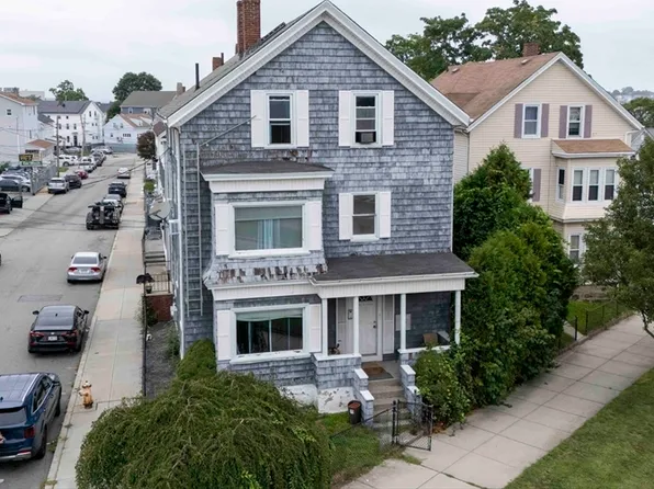 593 Plymouth Ave, Fall River, MA 02721