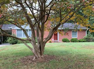 4905 Follansbee Rd, Winston Salem, NC 27127