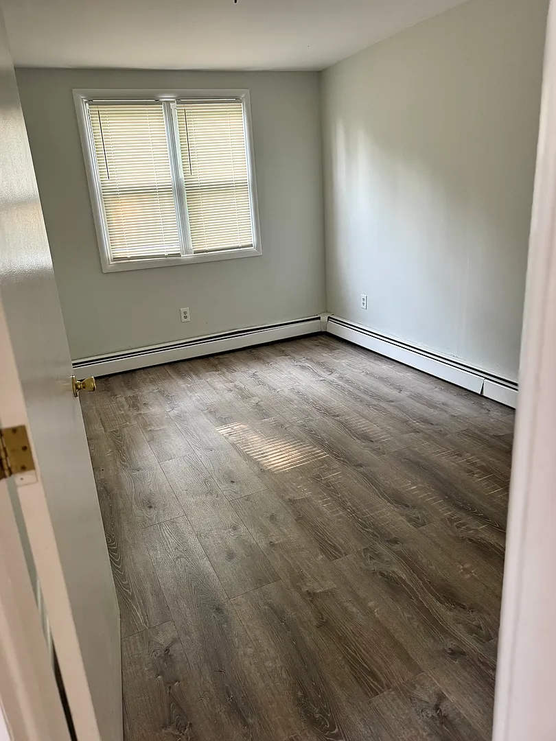48 North Highland Avenue - Residential — Photo 3
