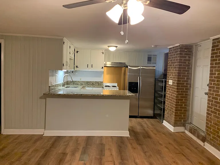 355 5th St NE #5 — Photo 5