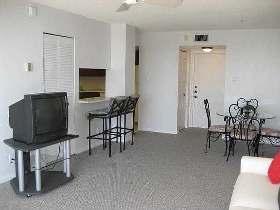 4th image of 6145 Sun Blvd APT 405