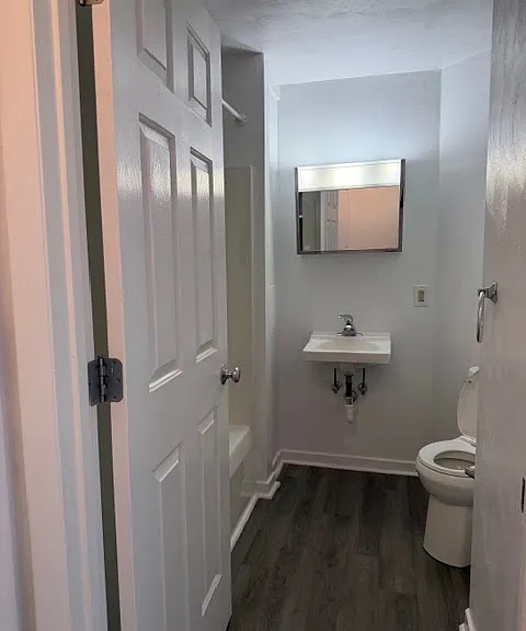 108 W Roanoke St — Photo 5