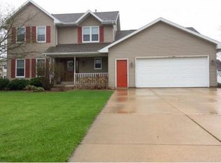 1299 Benjamin Ct, Neenah, WI 54956