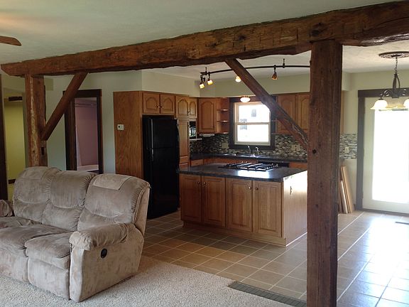 Living/kitchen/dining room