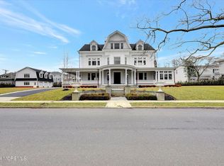 105 Cedar Ave, Allenhurst, NJ 07711