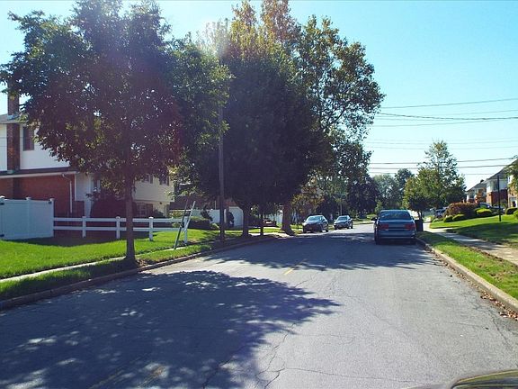 5th image of 17 Rosewood Dr
