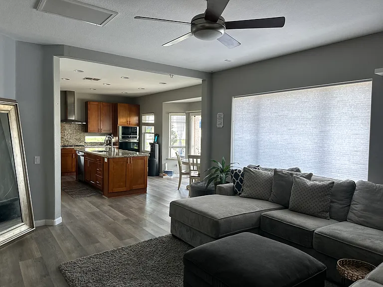 1902 W Havasu Way — Photo 18