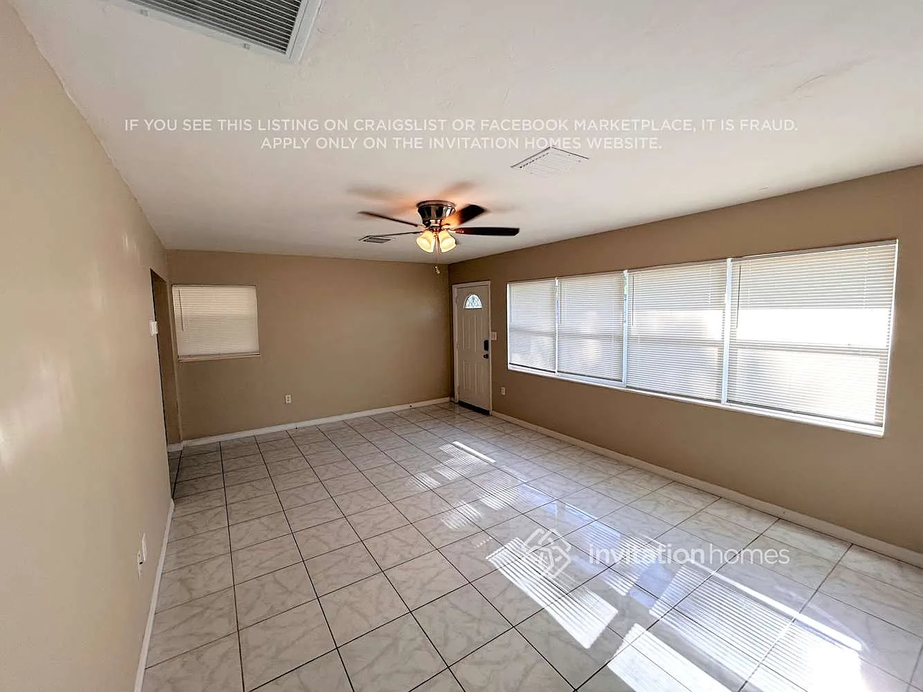 2033 Dodge Ave Sarasota, FL 34234 — Photo 3