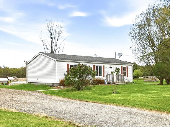 3rd image of 14686 W Burt Rd