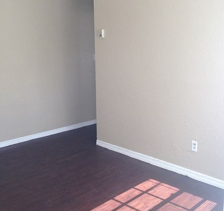 4th image of 3313 NW 9th St