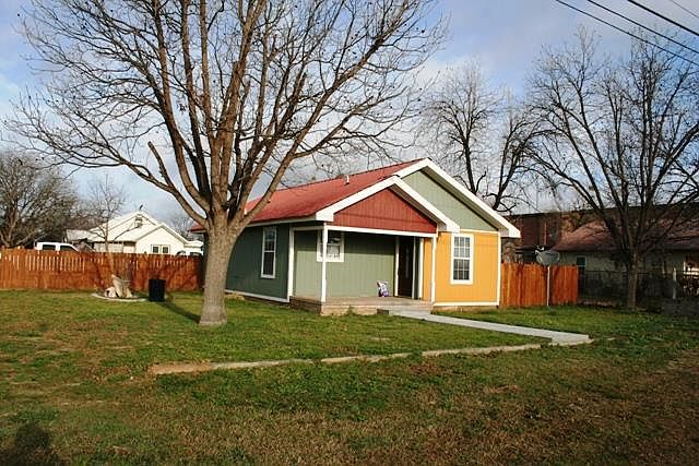 1st image of 700 6th St
