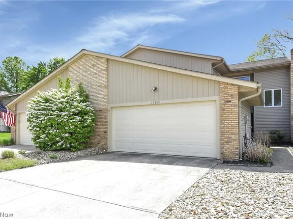 16831 Orchard Grove Dr #12B, Middleburg Heights, OH 44130