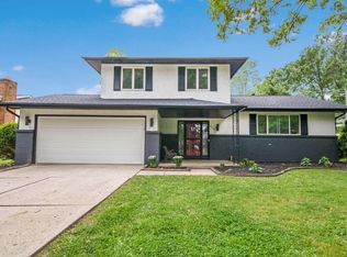 2131 Maplewood Dr, Columbus, OH 43229