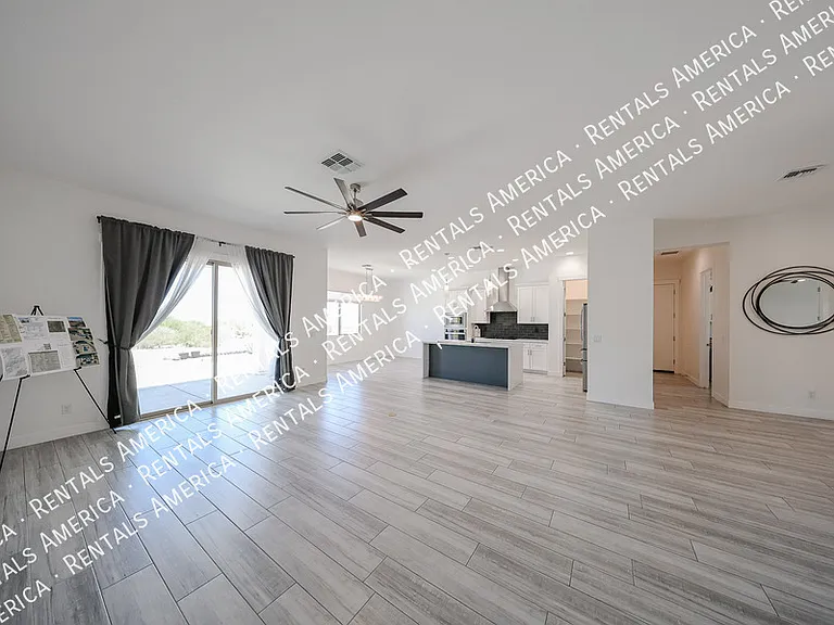31219 N 136th Way — Photo 14