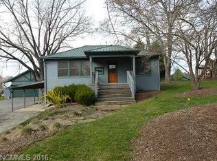 40 Etowah School Rd, Etowah, NC 28729