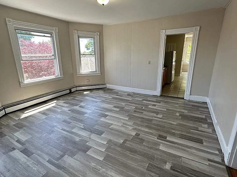 221 Willow St #3 — Photo 9