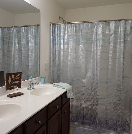 3rd image of 1304 Waldridge Ct