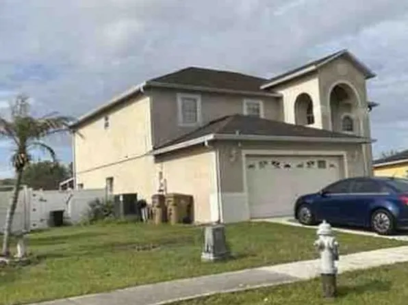 520 Pinehurst Cv, Kissimmee, FL 34758