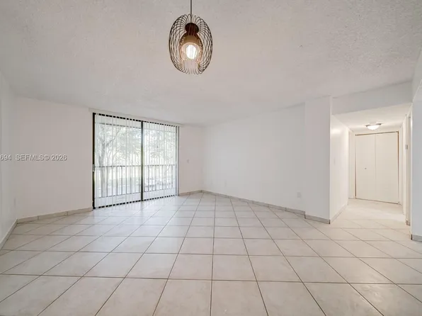 8420 SW 133rd Avenue Rd APT 224, Miami, FL 33183