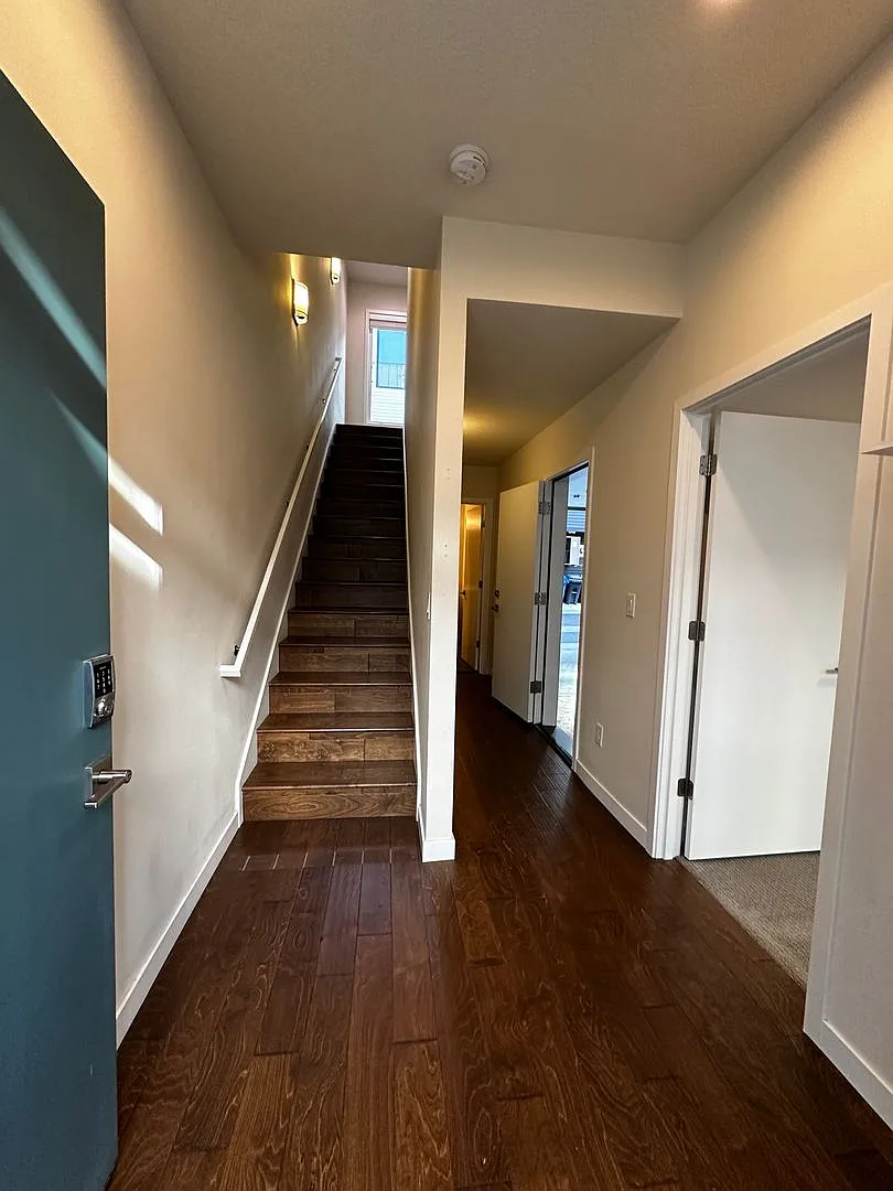 WestMoreLand! Pets OK, 3bd/4bath, A/C, Bright! Large. — Photo 2