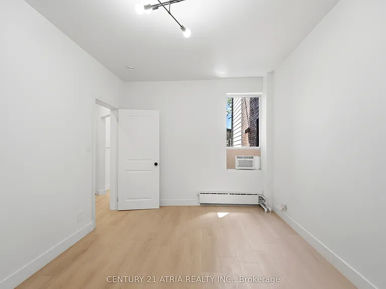 603 College St #2 — Photo 16