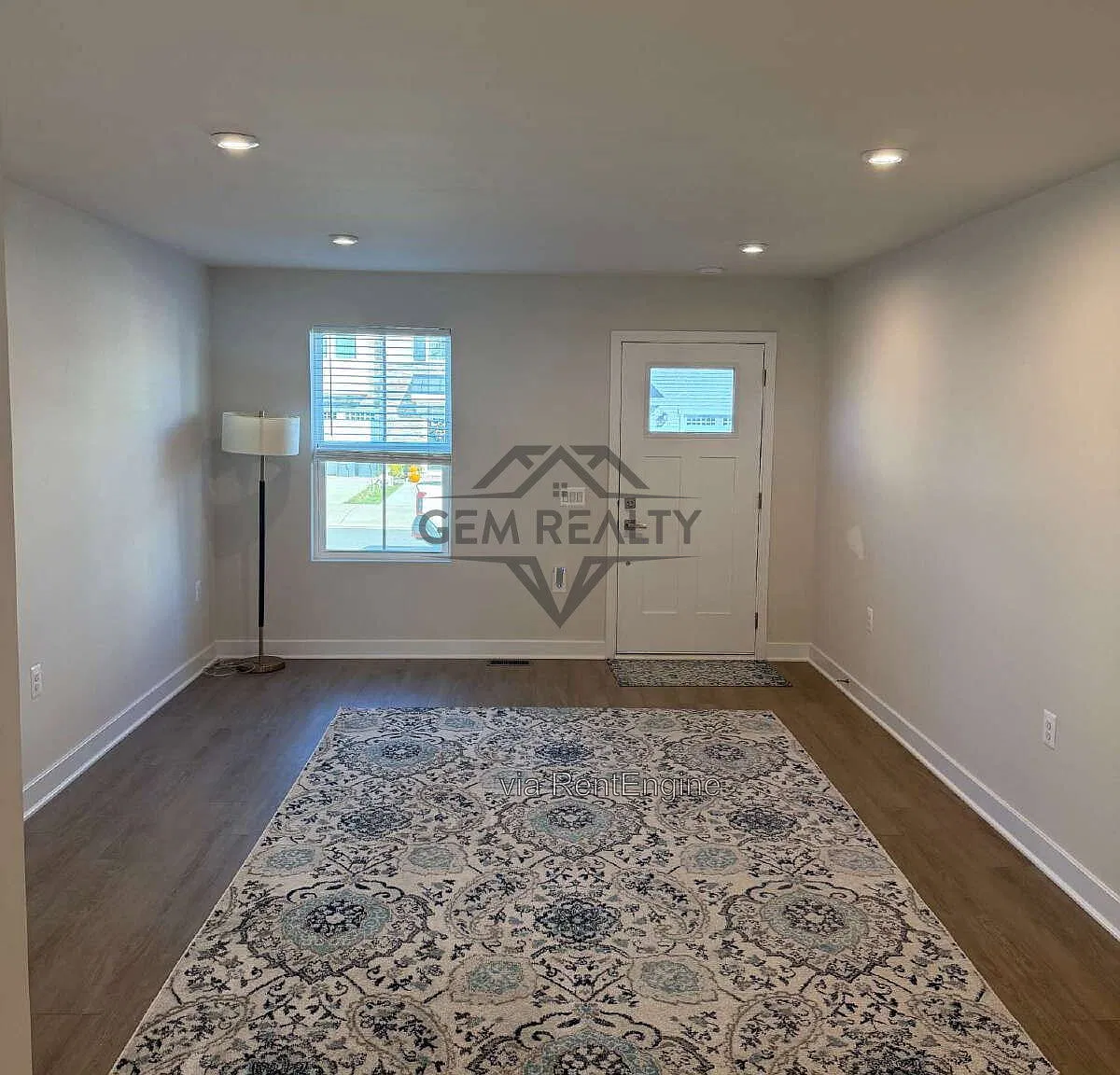 4 bed, 3.5 bath, 2232 sqft, $2,850 — Photo 4