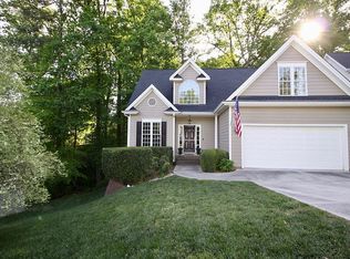 1105 Hickory Pond Ct, Raleigh, NC 27612