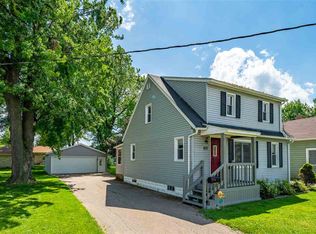 833 5th St, Menasha, WI 54952