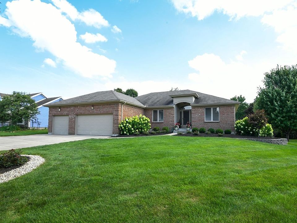 1st image of 293 Chapel Dr