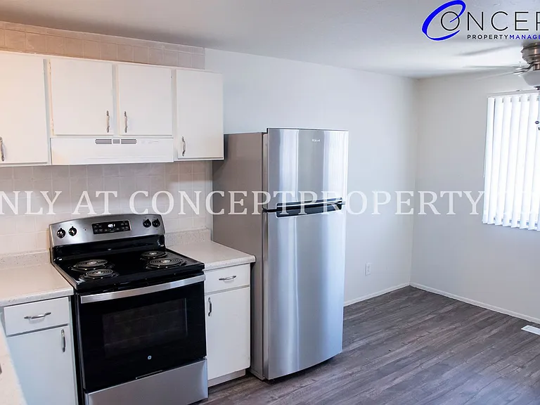 Murray Place — Photo 107