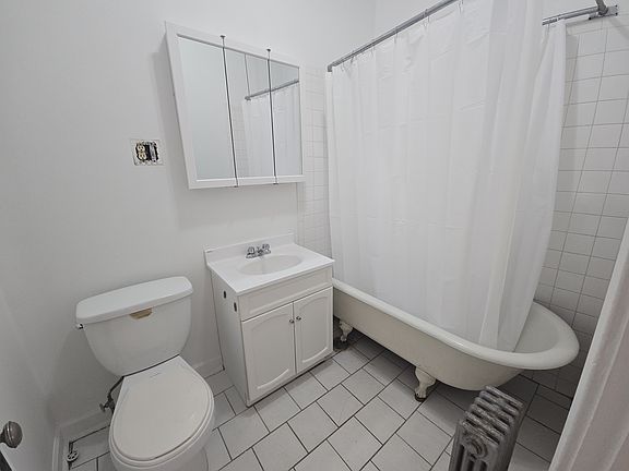 3rd image of 2748 N Mildred Ave #3