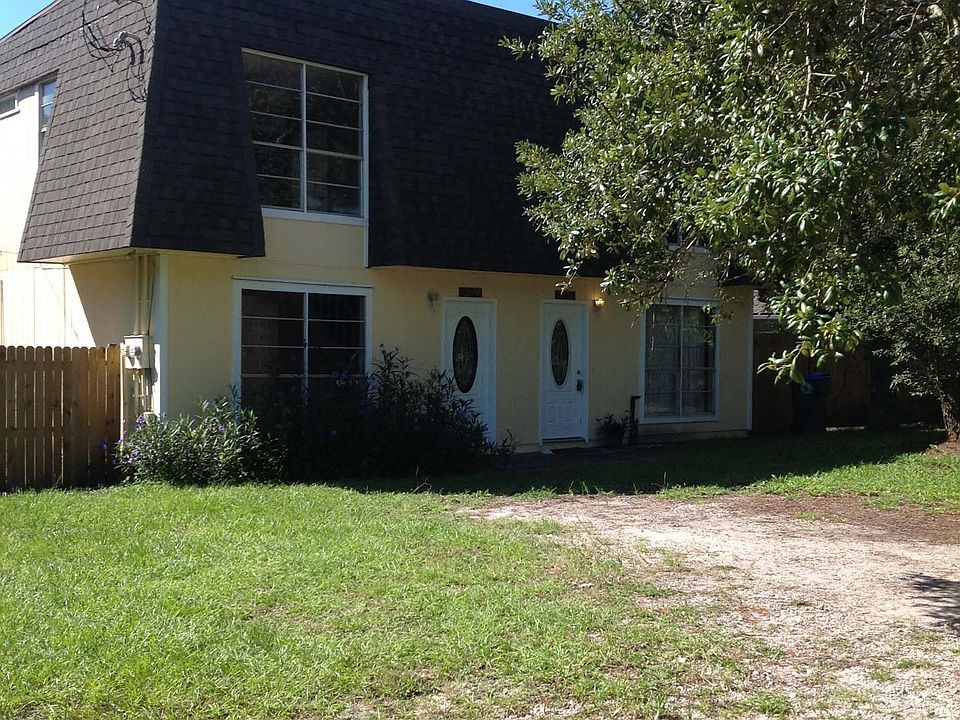 The available unit is to the right