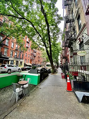 Rented by Waverly Realty Associates | media 19