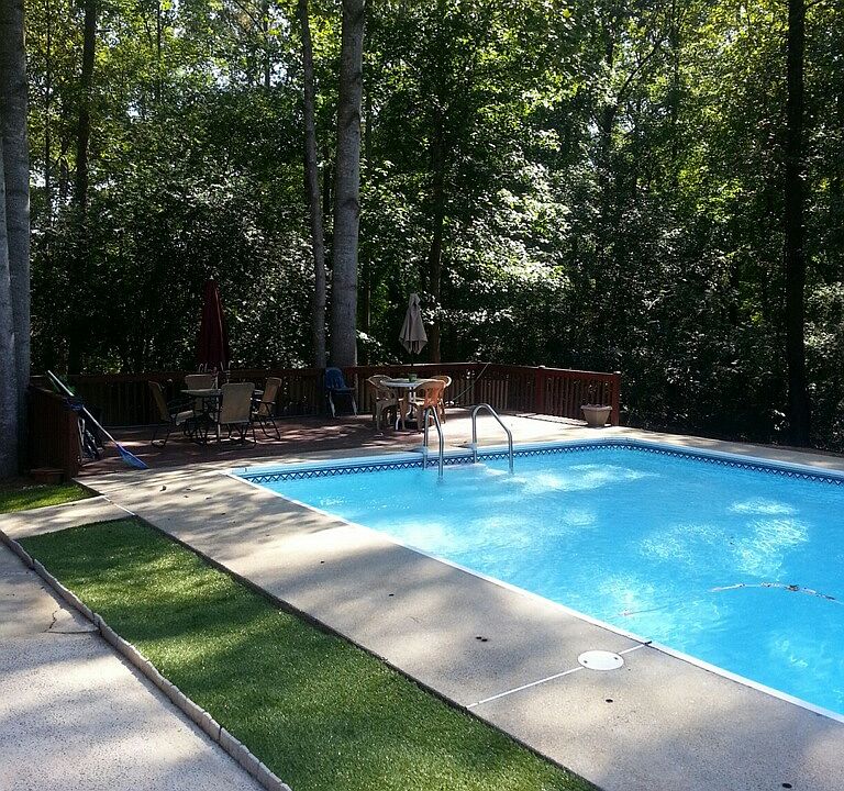 2nd image of 3409 Elm Creek Dr NW