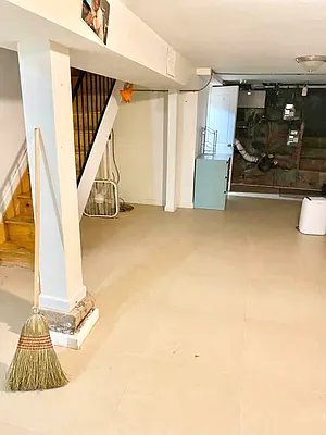 Rented by Delmark Realty LLC | media 14