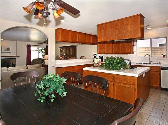 Large open kitchen with breakfast bar