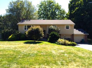 5 Colton Rd, Mahopac, NY 10541