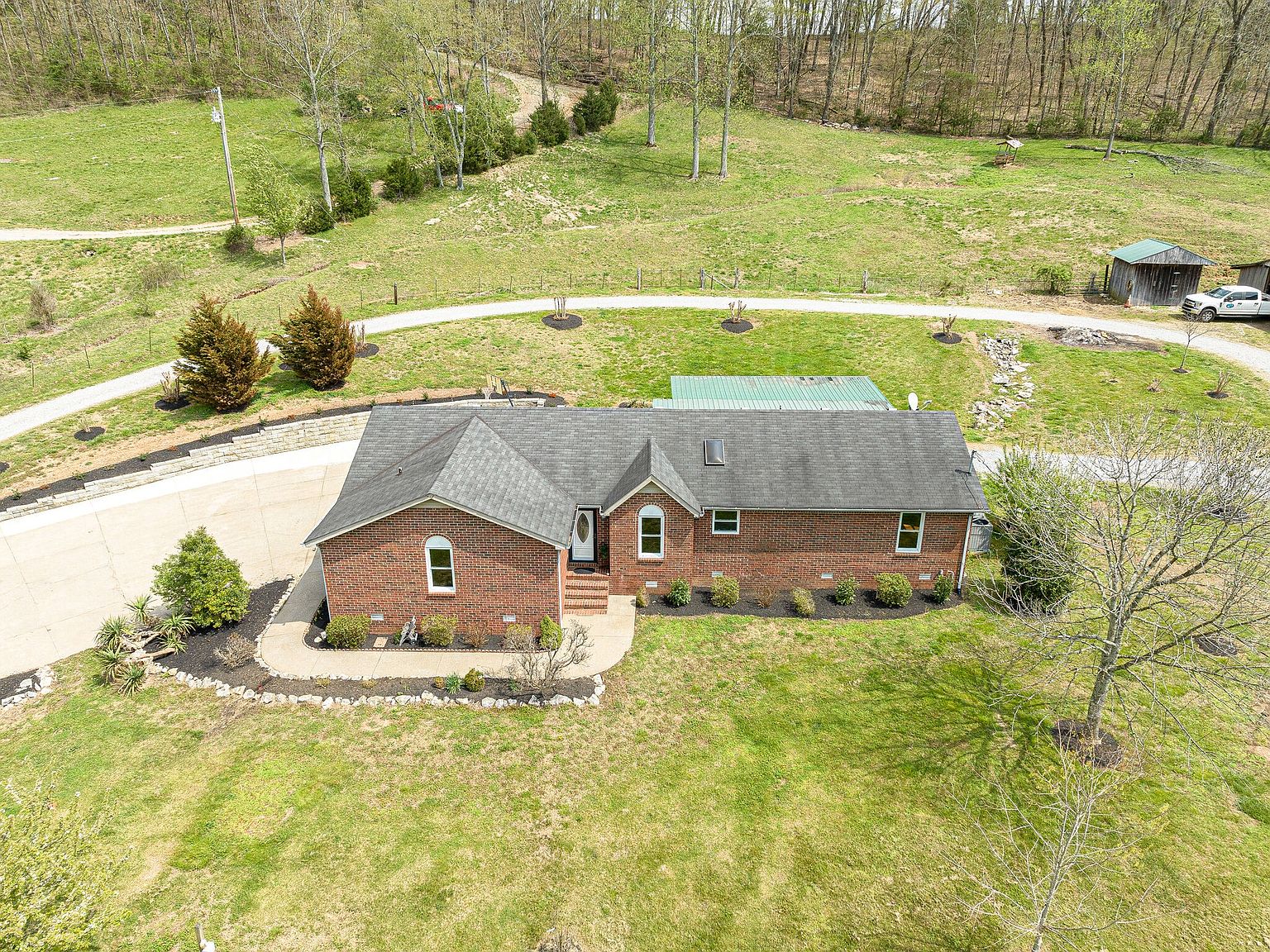 5658 Carters Creek Park, Thompsons Station, TN 37179 Zillow