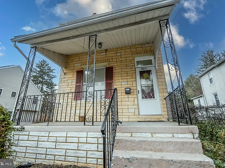 3817 Dennison Ave — Photo 1