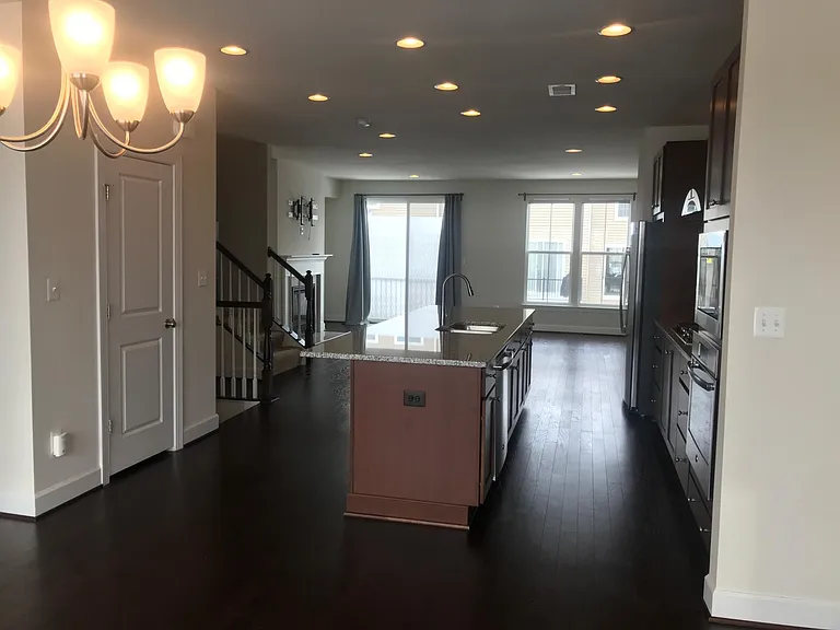 42314 Rockrimmon Ter — Photo 16