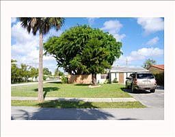 1st image of 1701 NE 181st St