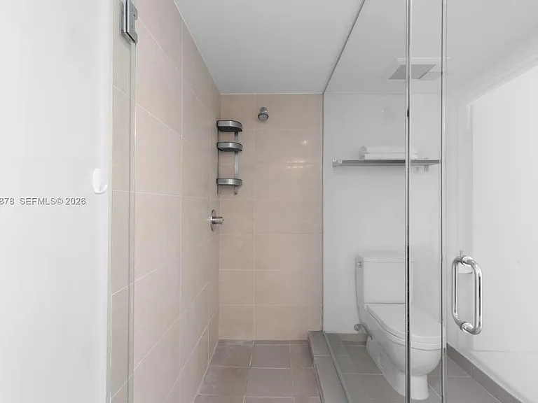 6620 Indian Creek Dr #616 — Photo 10
