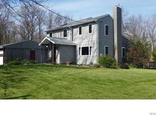 1591 Lake Rd, Youngstown, NY 14174