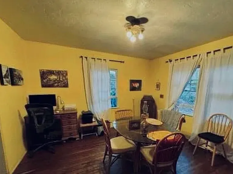6008 Arosa St #6 — Photo 6