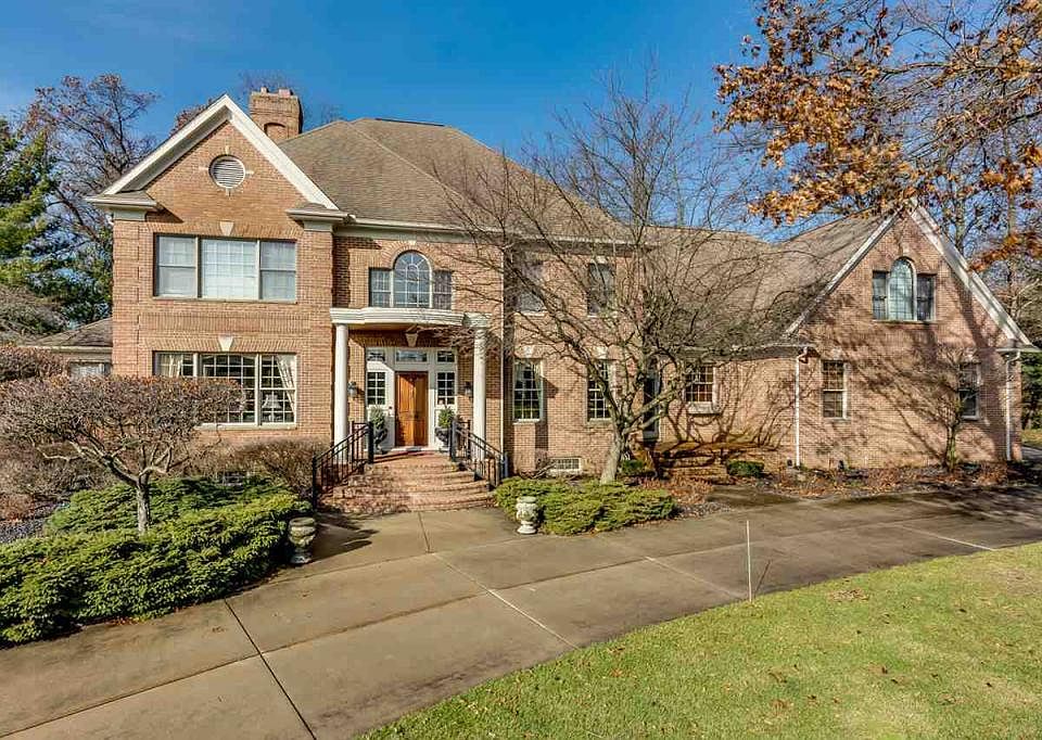 1st image of 51371 Grandoaks Ct